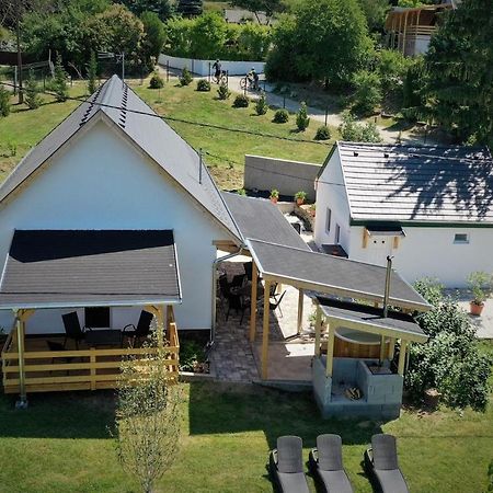 Borkúti Panzió és Apartman Balatonszárszó Extérieur photo