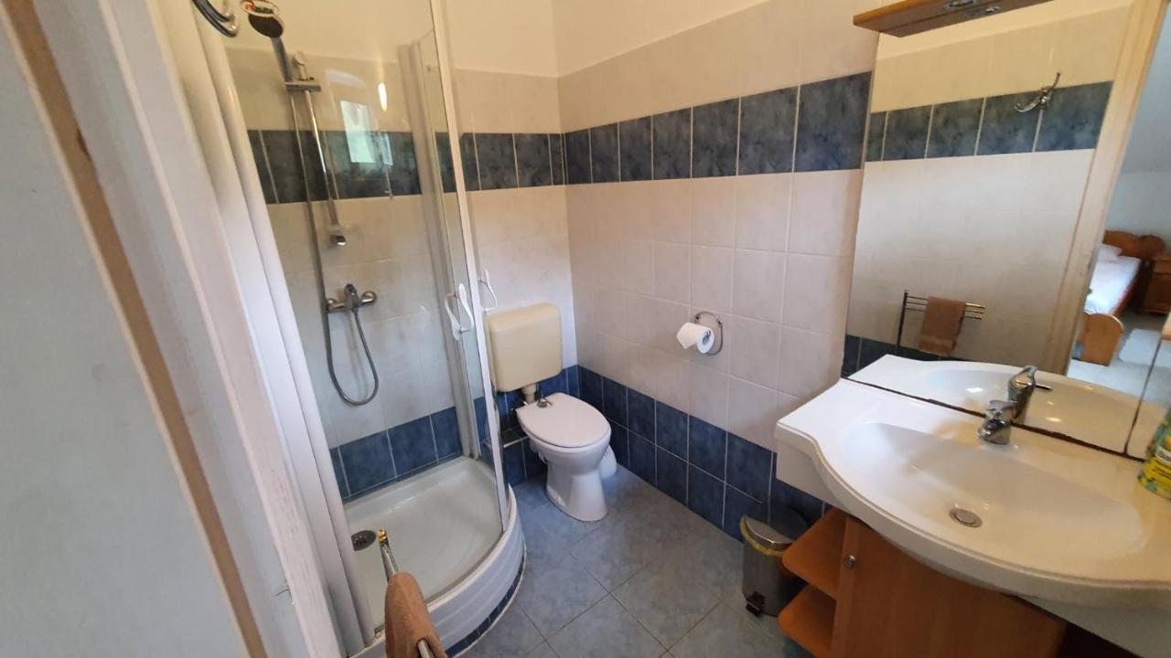 Borkúti Panzió és Apartman Balatonszárszó Extérieur photo
